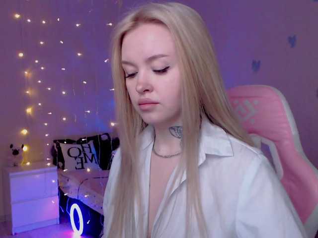 NaughtyMable's BongaCams show and profile