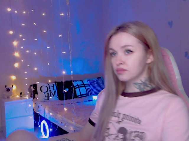 NaughtyMable's BongaCams show and profile