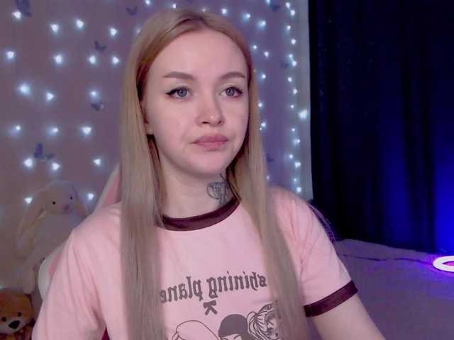 NaughtyMable's BongaCams show and profile