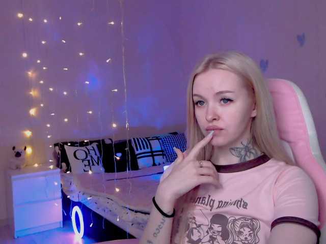 NaughtyMable's BongaCams show and profile