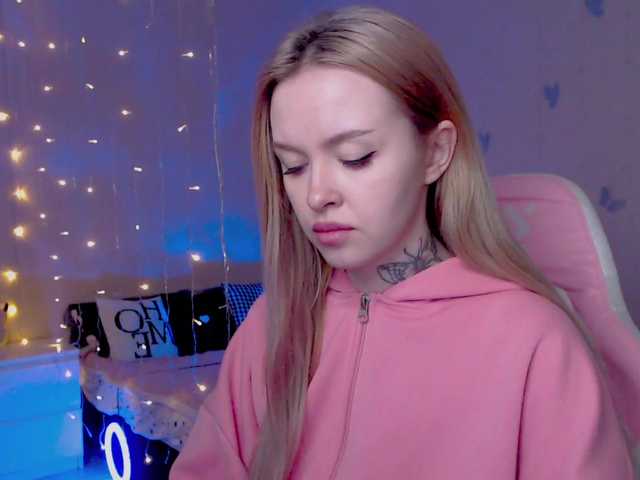 NaughtyMable's BongaCams show and profile