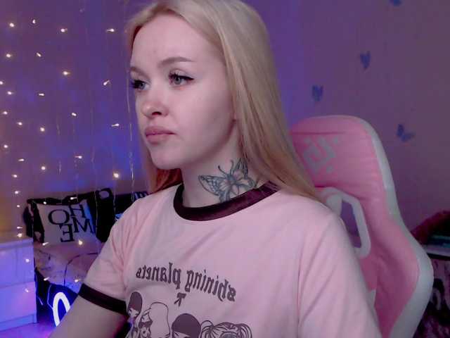 NaughtyMable's BongaCams show and profile