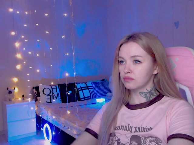 NaughtyMable's BongaCams show and profile