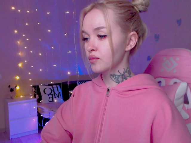 NaughtyMable's BongaCams show and profile