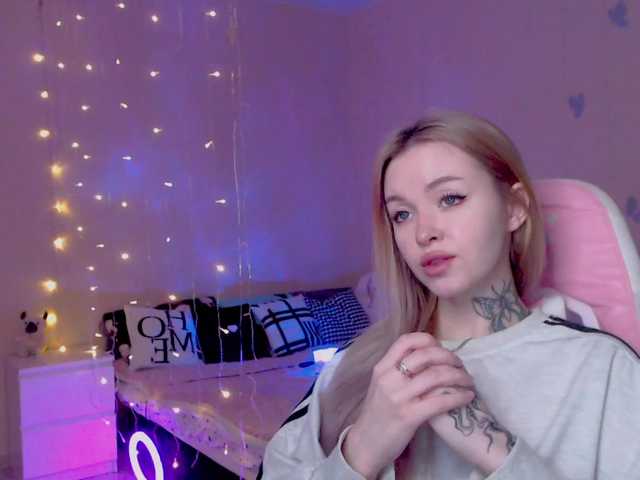 NaughtyMable's BongaCams show and profile