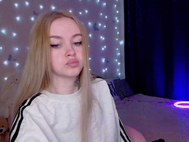 NaughtyMable's BongaCams show and profile