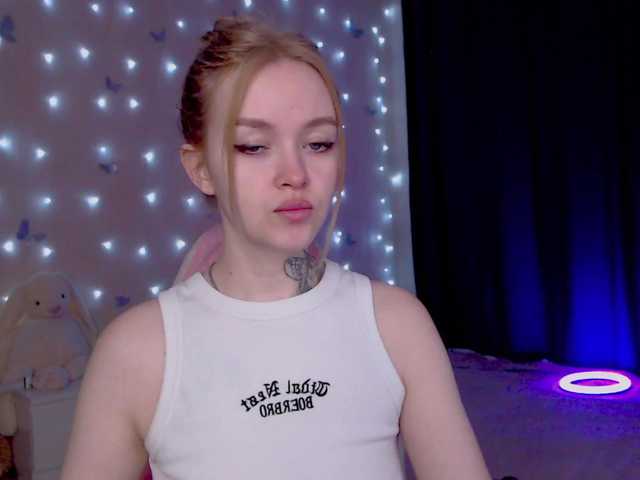 NaughtyMable's BongaCams show and profile