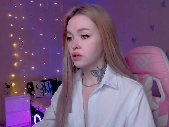 NaughtyMable's BongaCams show and profile