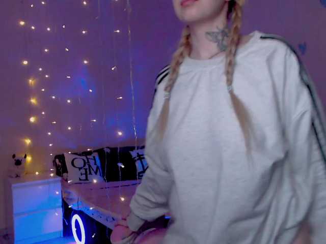 NaughtyMable's BongaCams show and profile