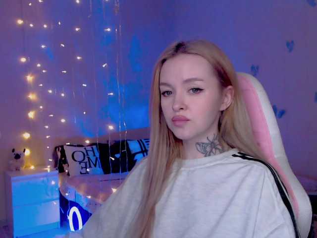 NaughtyMable's BongaCams show and profile