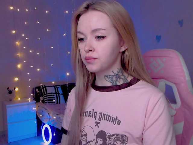 NaughtyMable's BongaCams show and profile