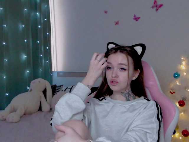 NaughtyMable's BongaCams show and profile