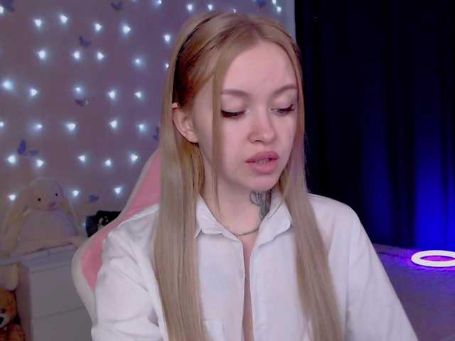 NaughtyMable's BongaCams show and profile