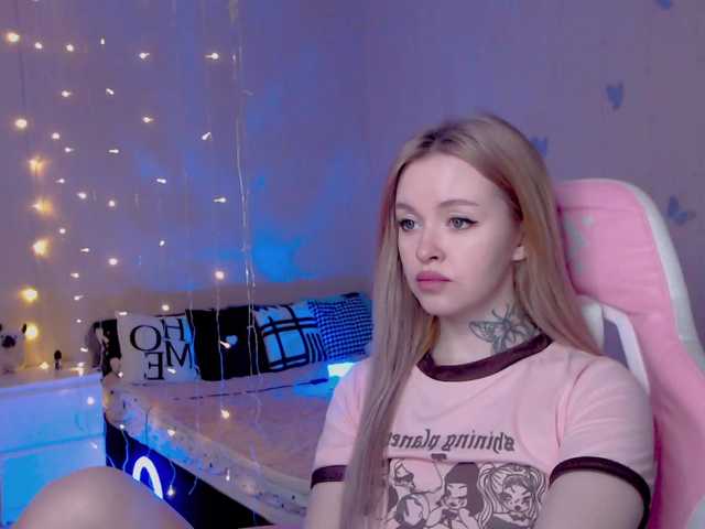 NaughtyMable's BongaCams show and profile