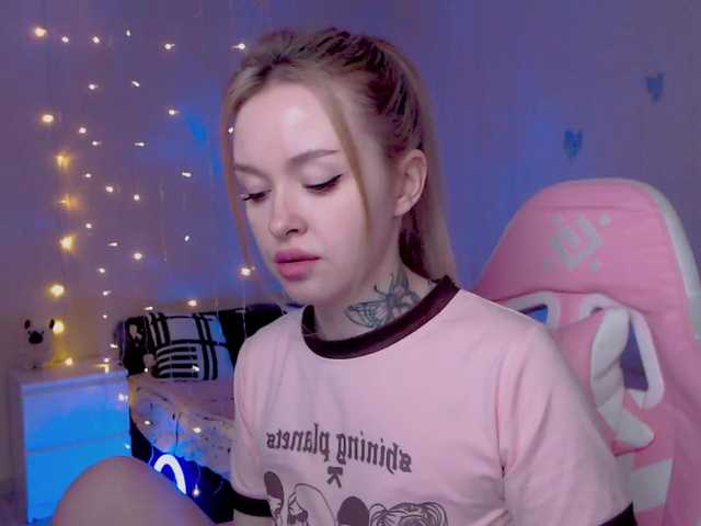 NaughtyMable's BongaCams show and profile