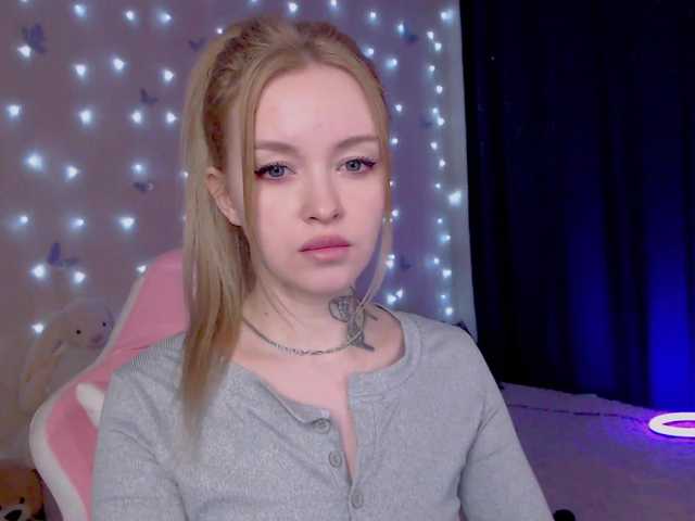 NaughtyMable's BongaCams show and profile