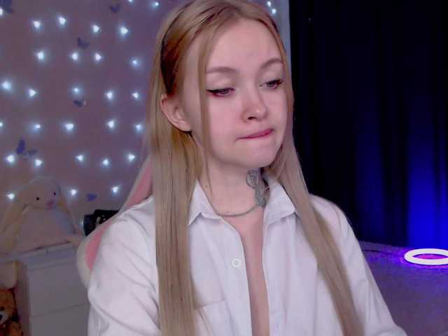 NaughtyMable's BongaCams show and profile