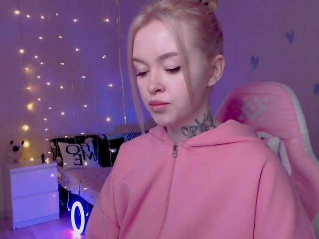 NaughtyMable's BongaCams show and profile