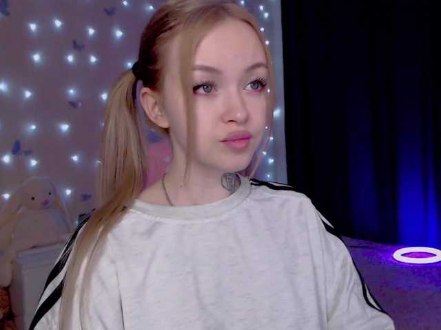 видео NaughtyMable