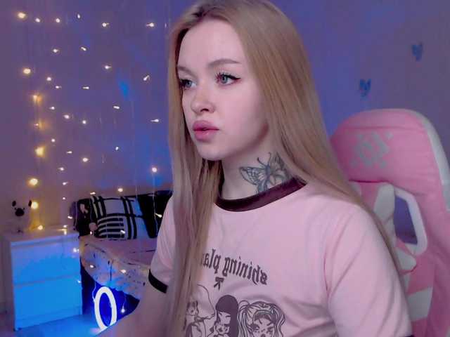 NaughtyMable's BongaCams show and profile