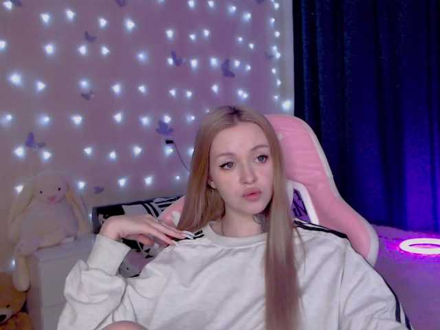 NaughtyMable's BongaCams show and profile