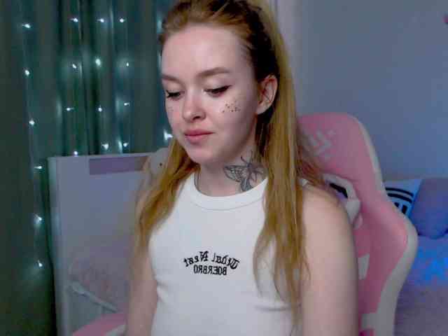 NaughtyMable webcam