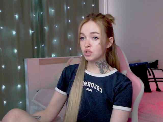 NaughtyMable webcam