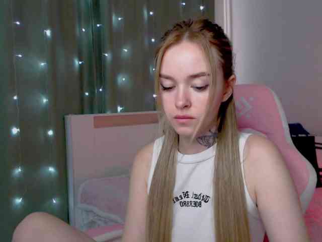 NaughtyMable webcam