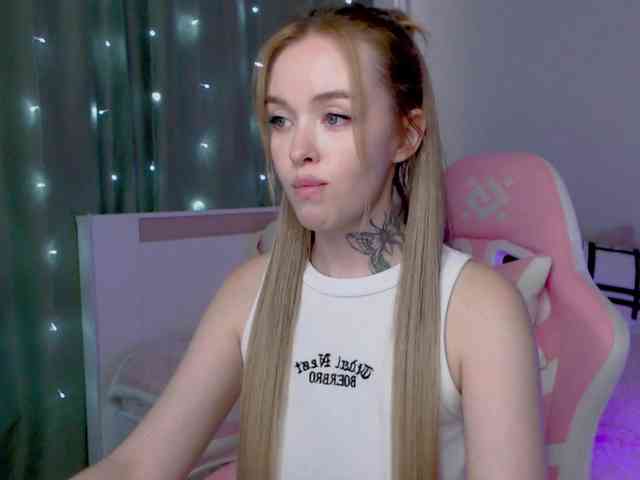 NaughtyMable webcam