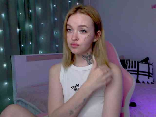NaughtyMable webcam