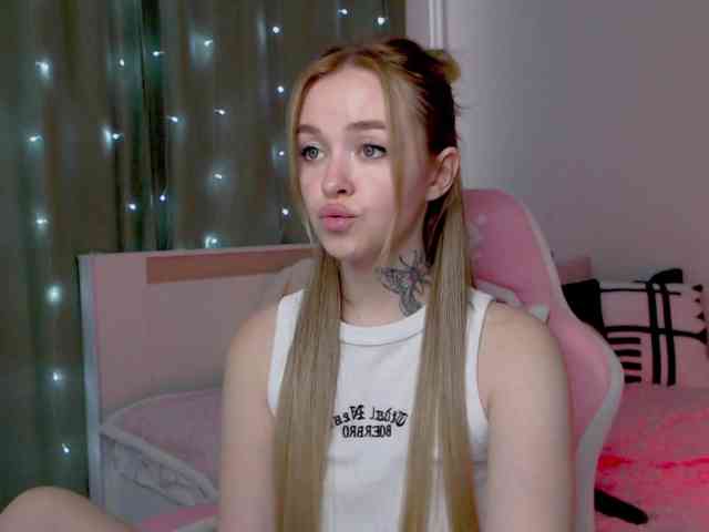 NaughtyMable webcam