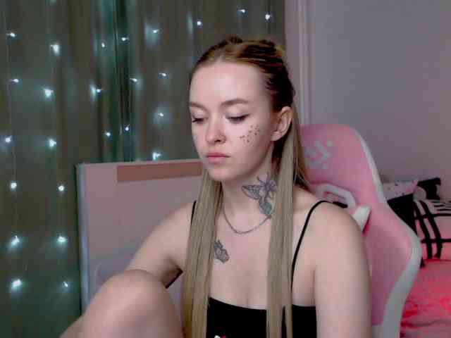 NaughtyMable webcam