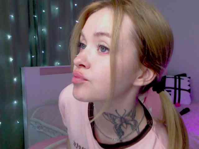 NaughtyMable webcam