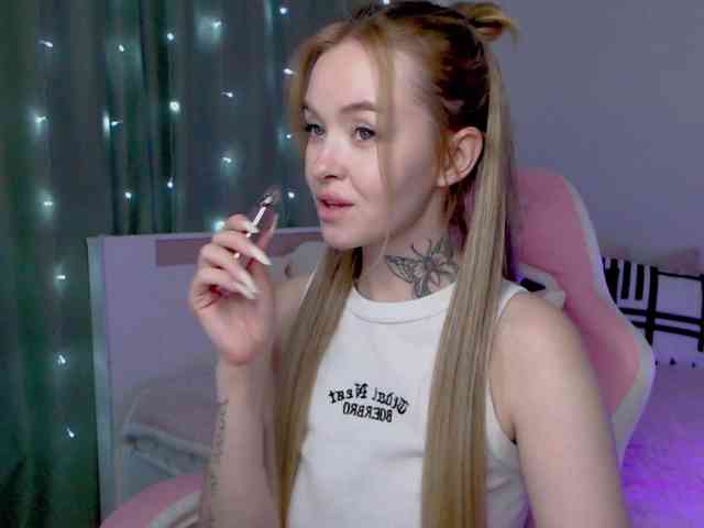 NaughtyMable webcam
