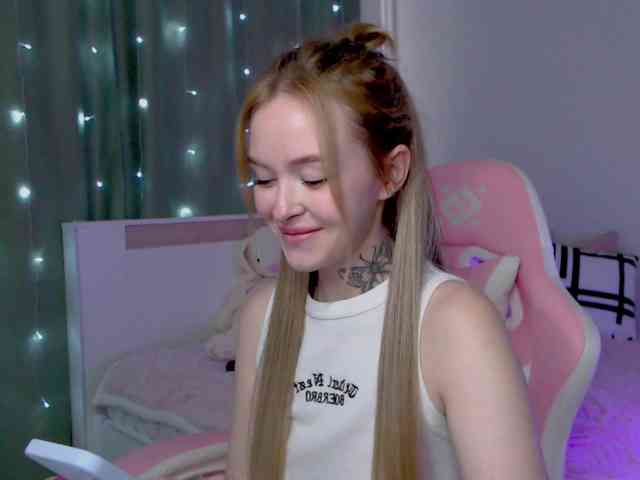 NaughtyMable webcam
