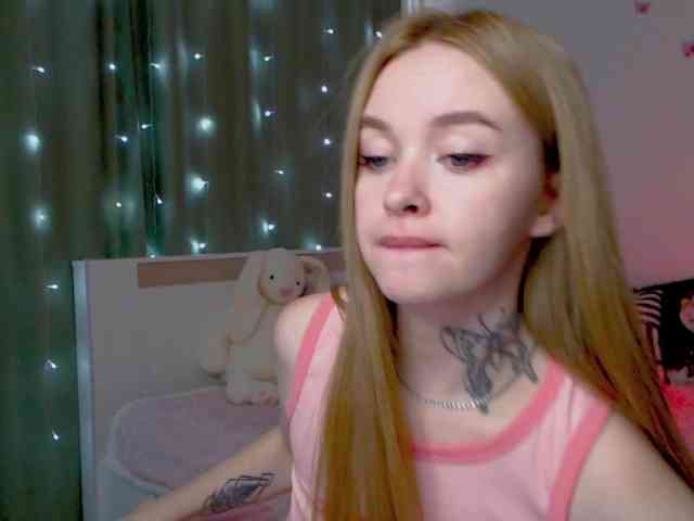NaughtyMable webcam