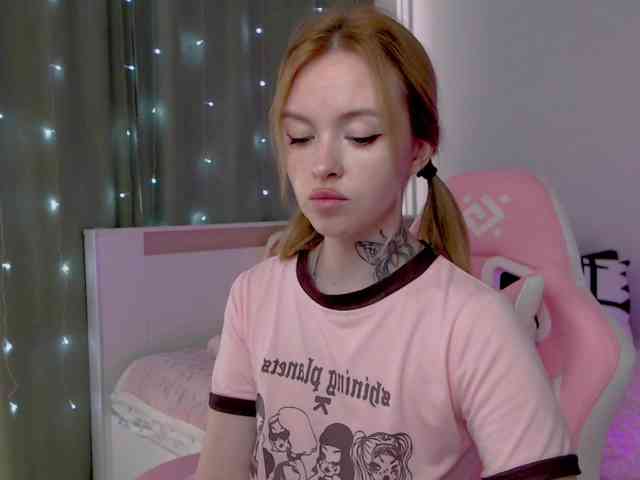 NaughtyMable webcam
