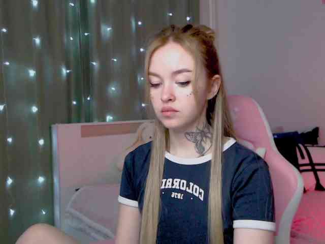 NaughtyMable webcam