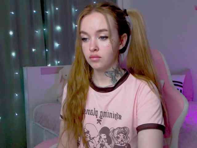 NaughtyMable webcam