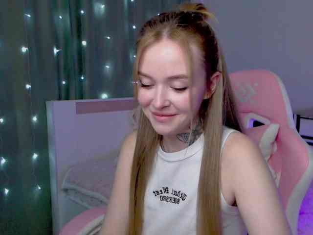 NaughtyMable webcam