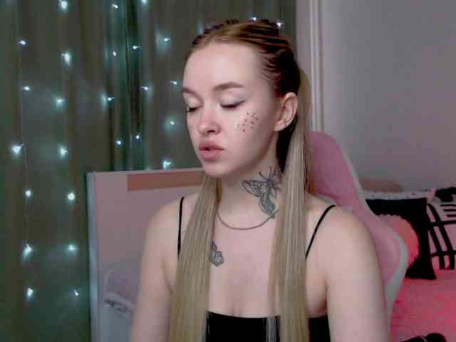 NaughtyMable webcam