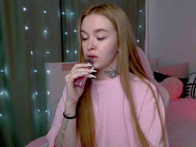 NaughtyMable webcam