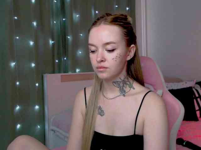 NaughtyMable webcam