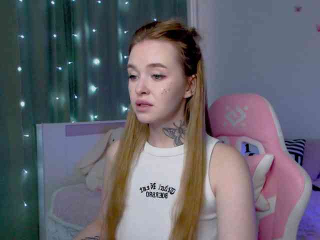 NaughtyMable webcam