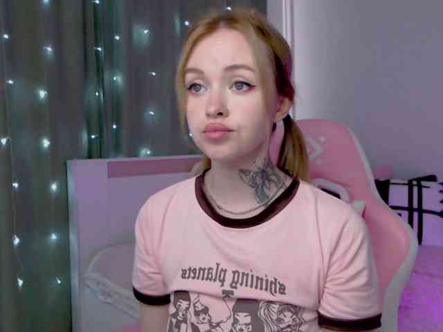 NaughtyMable webcam