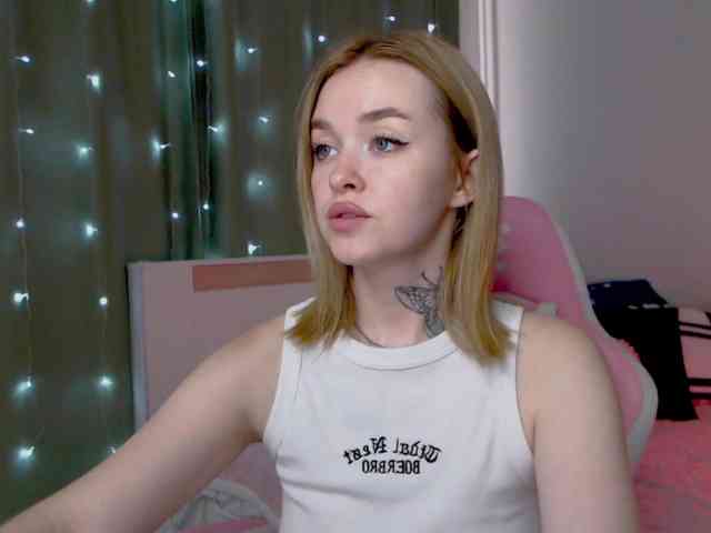 NaughtyMable webcam