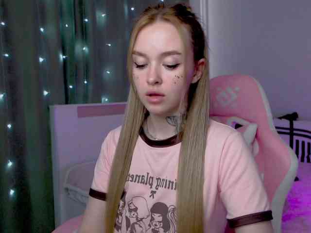 NaughtyMable webcam