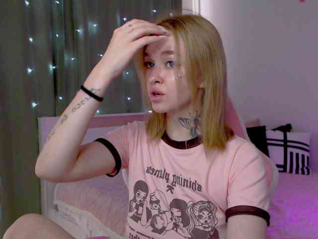 NaughtyMable webcam