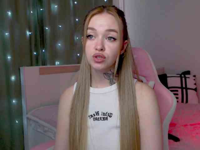 NaughtyMable webcam