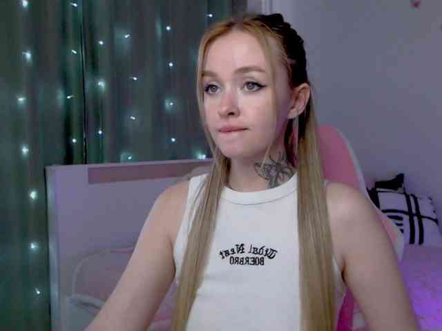 NaughtyMable webcam